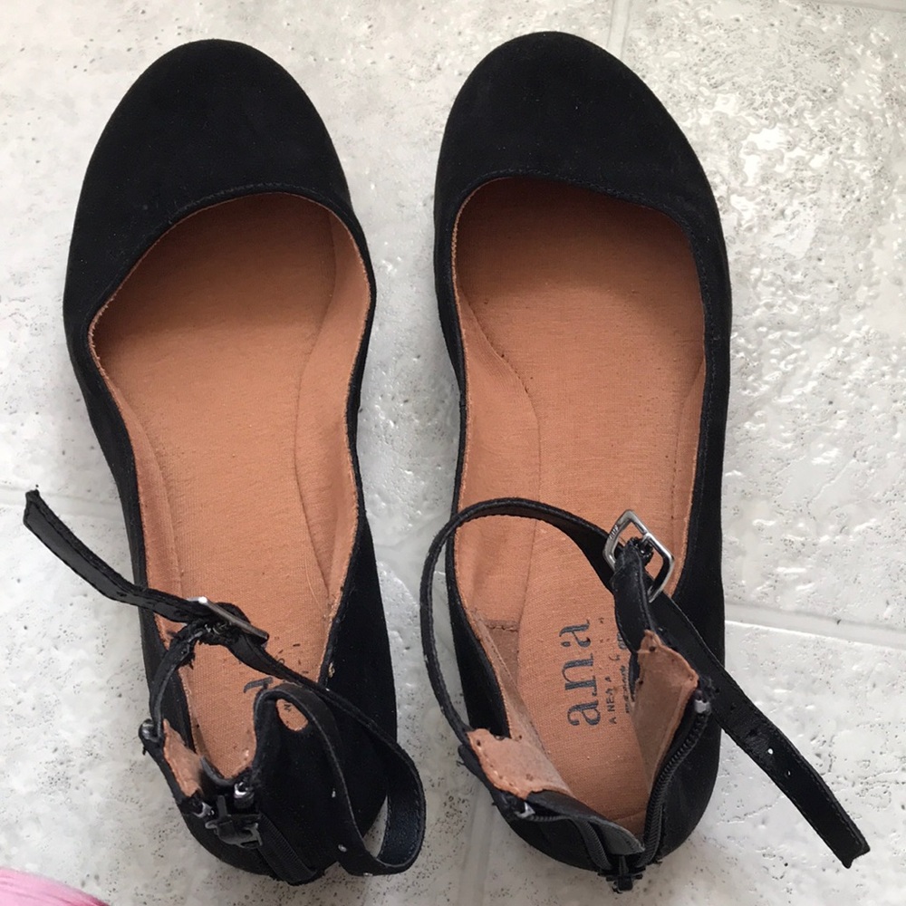 Black flats
